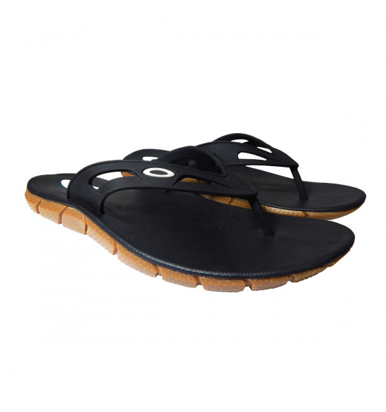 Chinelo Oakley New Operative Black Gum - 2
