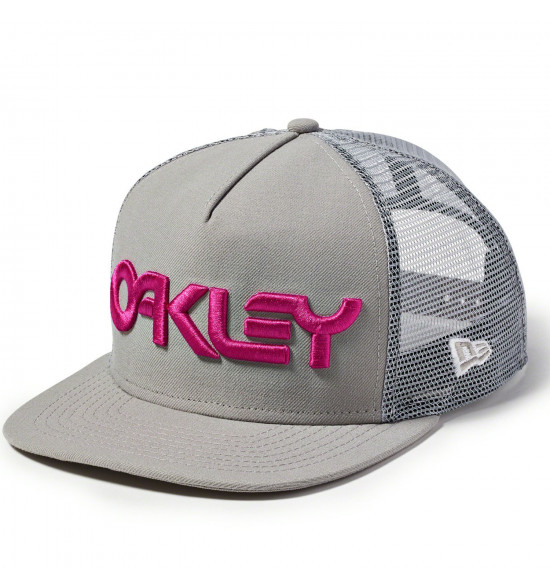 Boné Oakley Factory Pilot Trucker Cinza com Logo Rosa