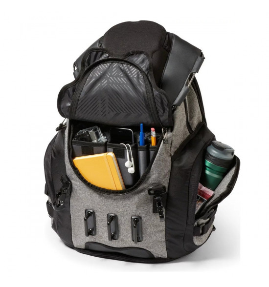 Mochila Oakley Kitchen Sink Gringo Scuro - 2