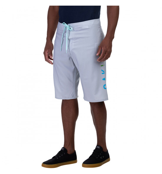 Bermuda Água Oakley Fade Essencial Board Cinza - 3