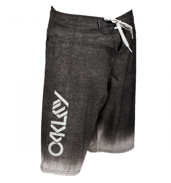 Bermuda Água Oakley Octane Preto - 3