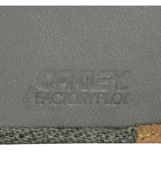 Carteira Oakley de Couro Factory Pilot Verde - 5