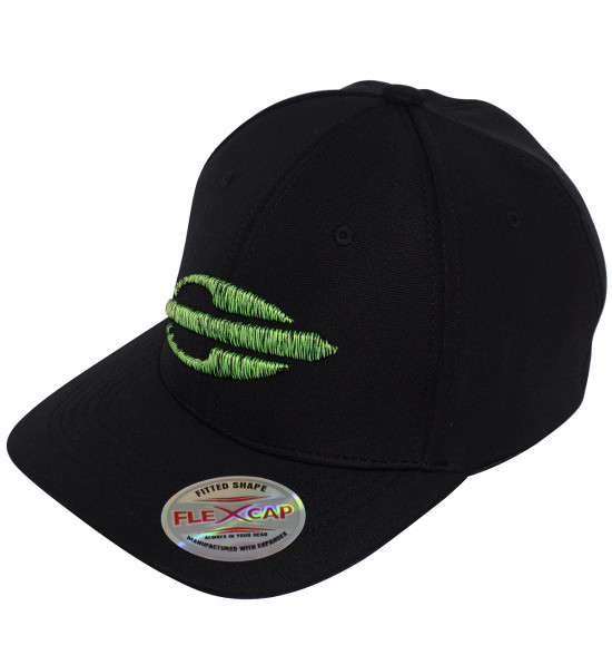 Boné Mormaii FlexCap Solid Black com Logo Verde