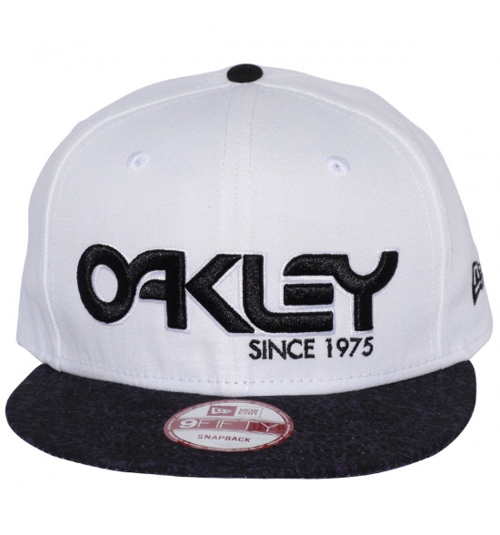 Boné Oakley 75 Snap-Back Branco com Preto LANÇAMENTO - 2