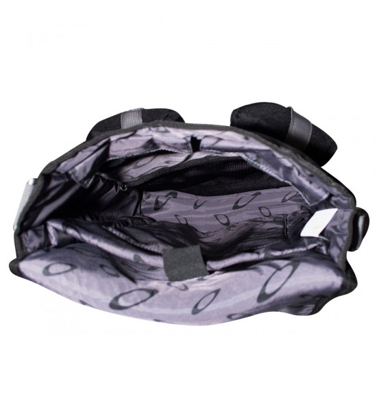 Mala Oakley Dry Goods Vertical Bag Preta com Vermelho LANÇAMENTO - 5