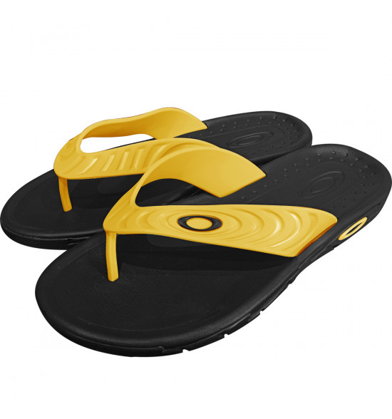 Chinelo Oakley Crowd Black Yellow