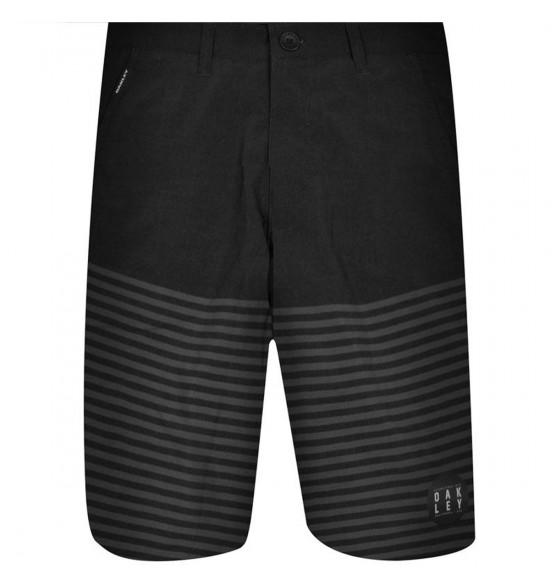 Bermuda Walk Oakley Hibrida Studio Preto