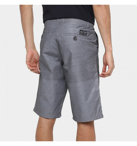 Bermuda Walk Oakley Skull - 2