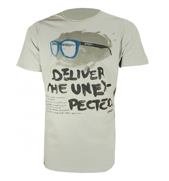 Camiseta Oakley Deliver the Unexpected LIQUIDAÇÃO