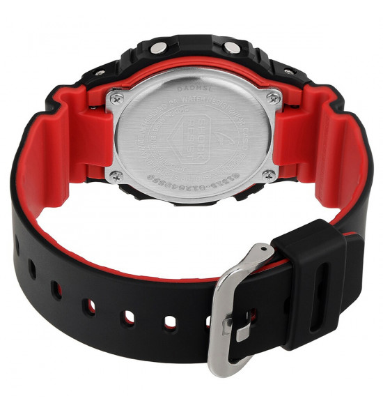 Relógio Casio G-Shock Digital DW-5600UHR-1DR Preto e Vermelho - 4