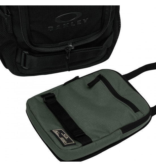 Mochila Oakley MultiFunctional Smart Pack Blackout - 5