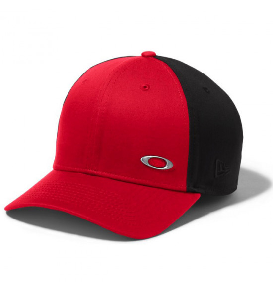 Boné Oakley Tinfoil Vermelho Com Prata