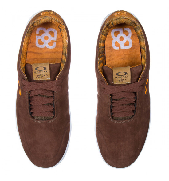 Tênis Oakley Bob Burnquist 2.0 Low Marrom - 2