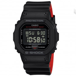 Relógio Casio G-Shock Digital DW-5600UHR-1DR Preto e Vermelho 