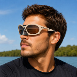 Óculos Oakley Plantaris Matte Sand / Lente Prizm Brown Gradiente – Design e Inovação