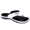 Chinelo Oakley Super Coil 4 Preto com Branco - 2