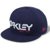 Boné Oakley 75 Factory Pilot Snap-back Azul com Logo Branco - 1